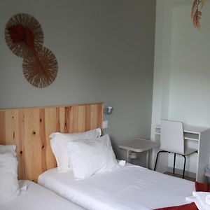 Habitación con 2 Camas Individuales